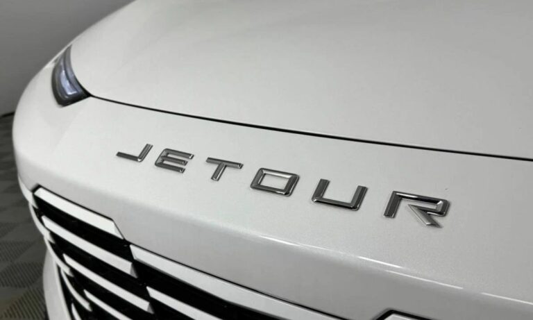 Недостатки Jetour: реальные слабые места популярных кроссоверов, о которых стоит знать
